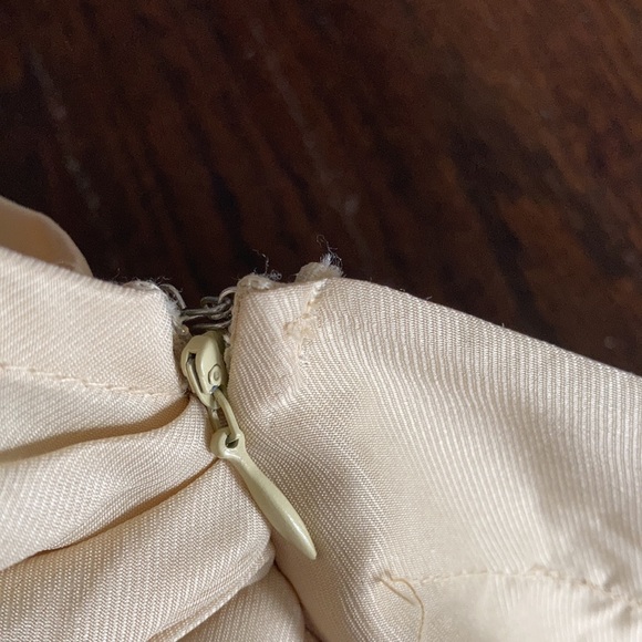 DS Lab Beige-Gold Short Skirt - Picture 8 of 8